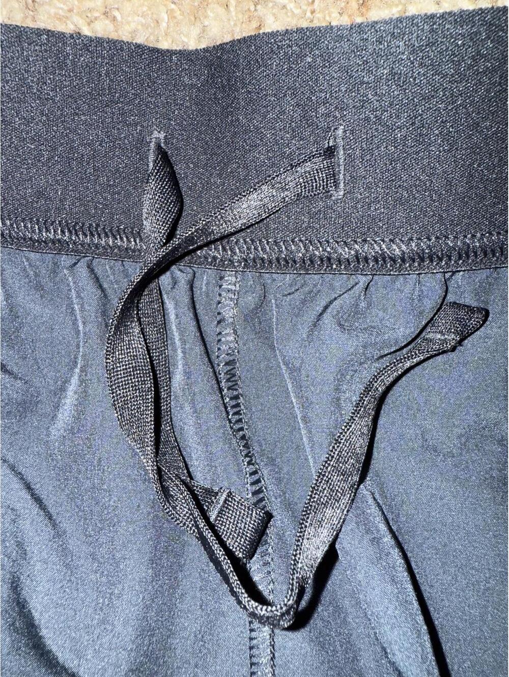 Nike Men's Court Advantage Dri-FIT 8" Tennis Shorts Sample - Picture 5 of 11